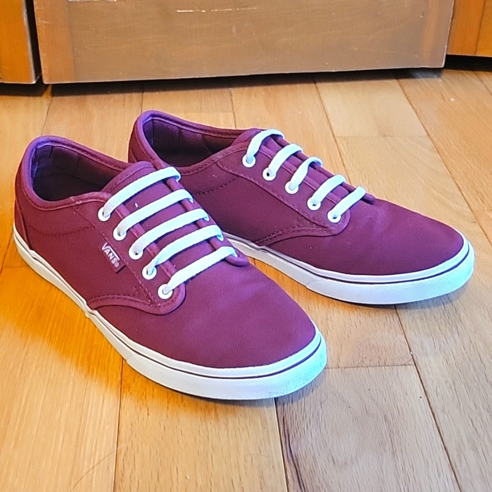 Maroon vans sz 6